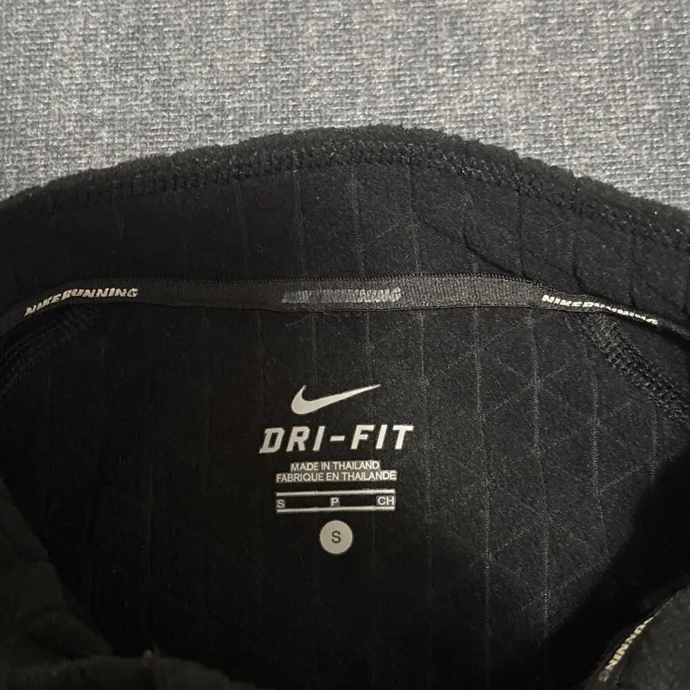 Nike Dri-FIT Element Men’s Black Half Zip Running Top Pullover Size S Reflective